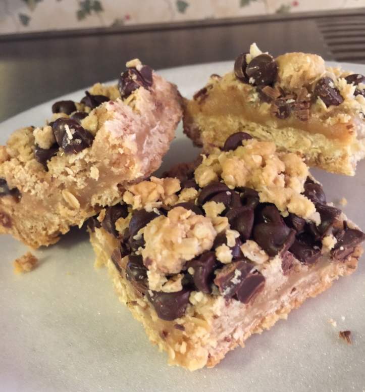 Chocolate and Peanut Butter Oatmeal Bars